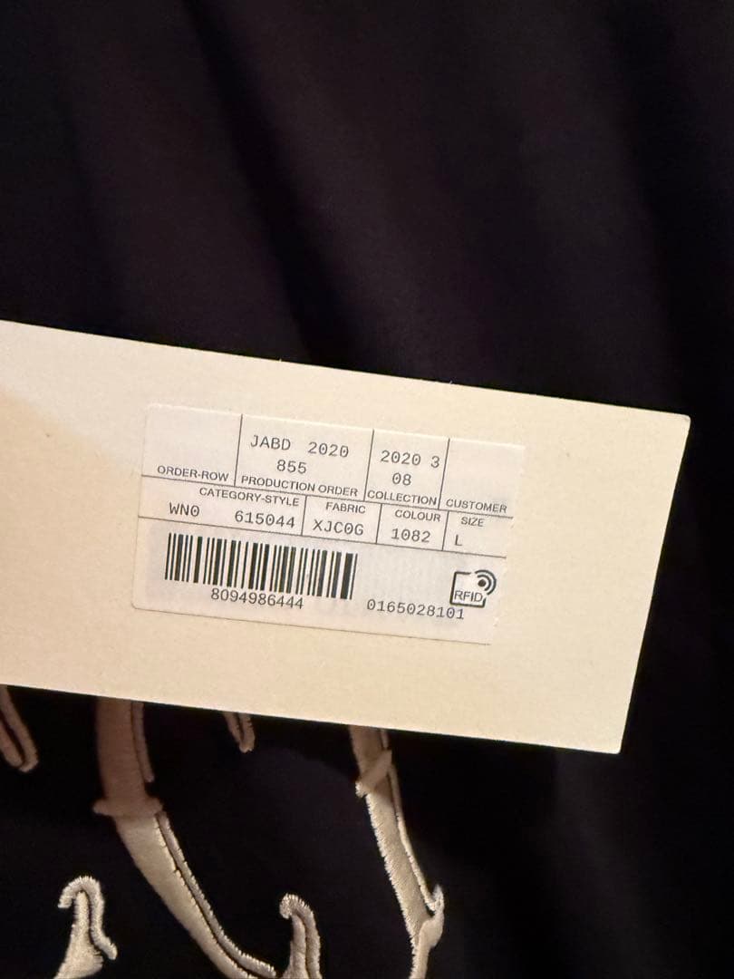 GUCCI ネコTシャツ　新品未使用