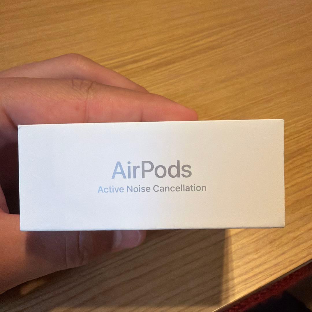 AirPods 4本体 ホワイト 充電ケース付き
