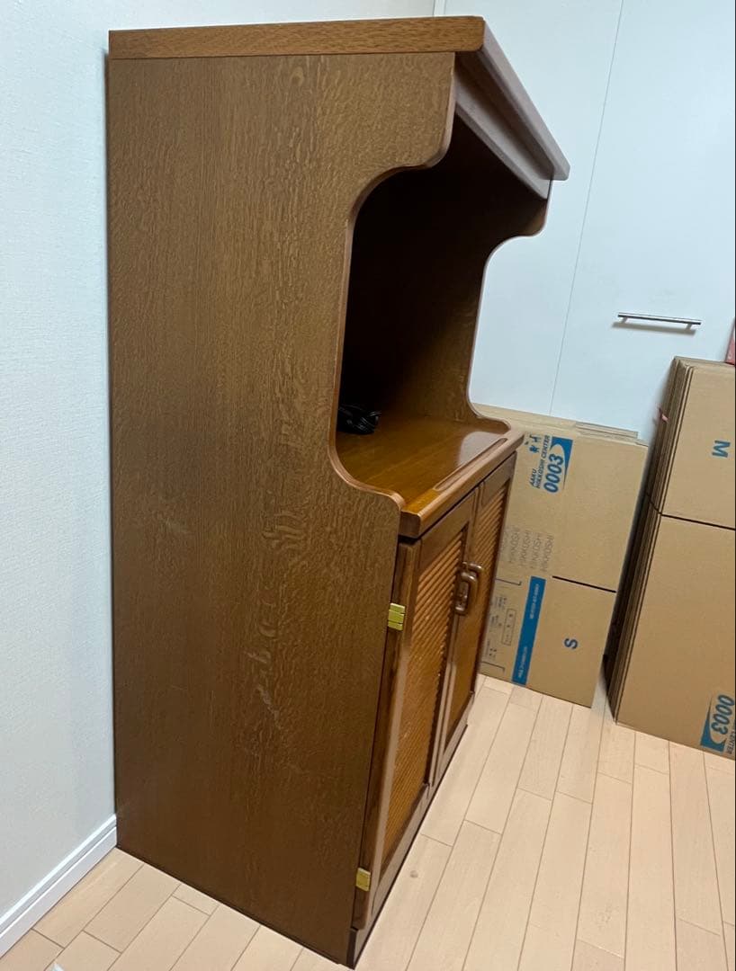 17日まで❗️キッチンラック・キッチンボード★電子レンジ台•炊飯器台・コンセント付