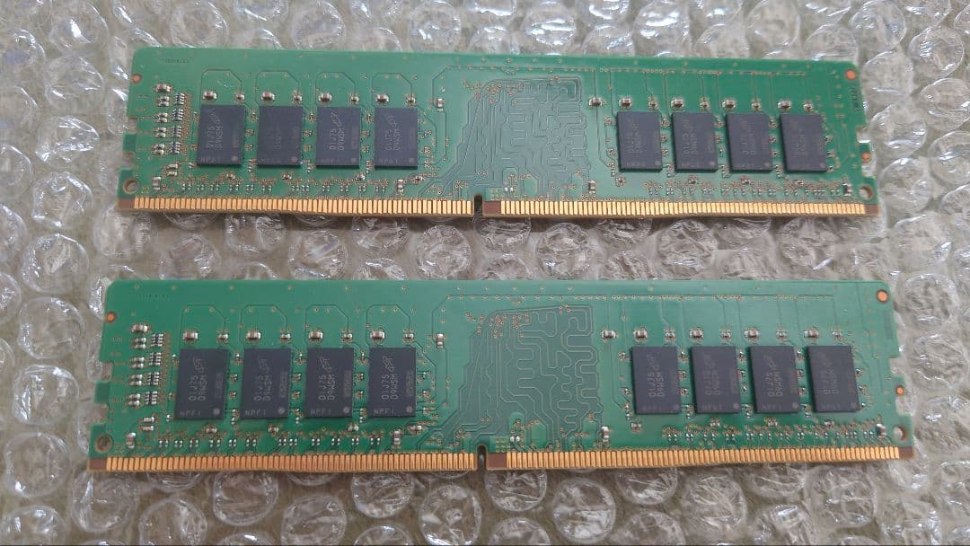 Crucial DDR4 2666 32GB メモリー