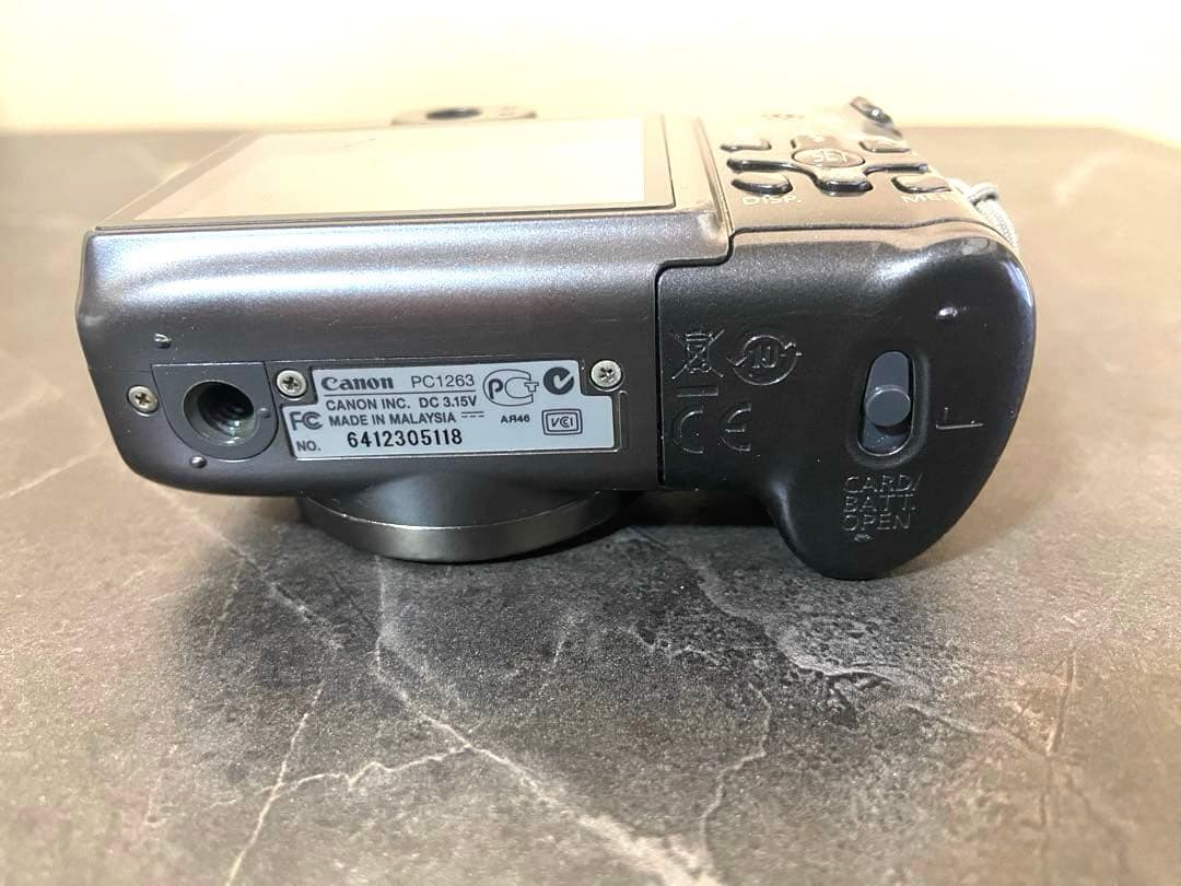 美品 Canon PowerShot A590ISコンパクトデジタルカメラ