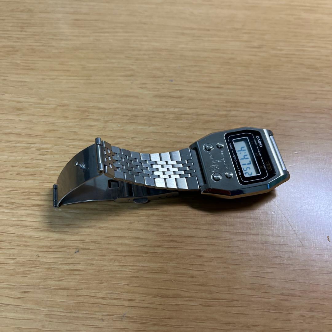 CASIO A1100 カシオ　デジタル　腕時計 シルバー