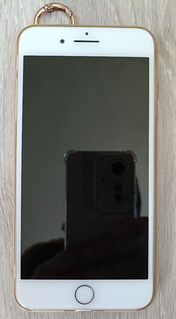 【美品】iPhone7 Plus 128GB SIMフリーバッテリー100%