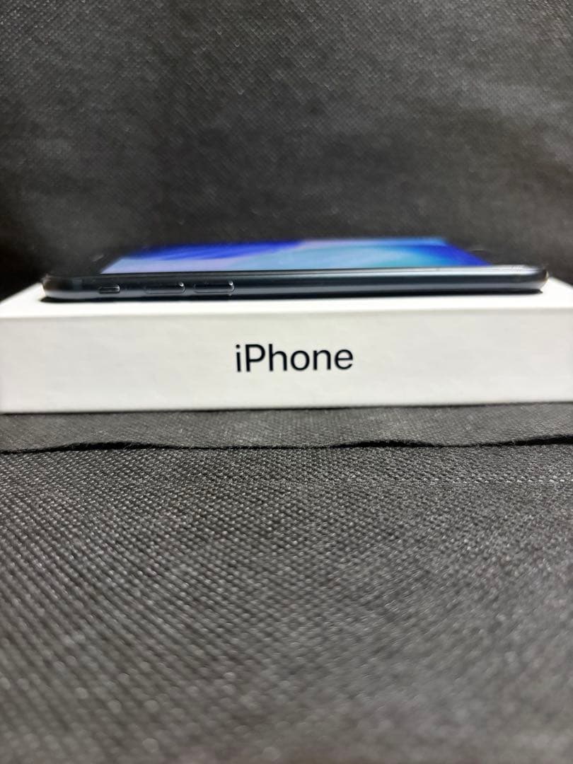 iPhone SE3 256GB ミッドナイト　AirPods Pro セット