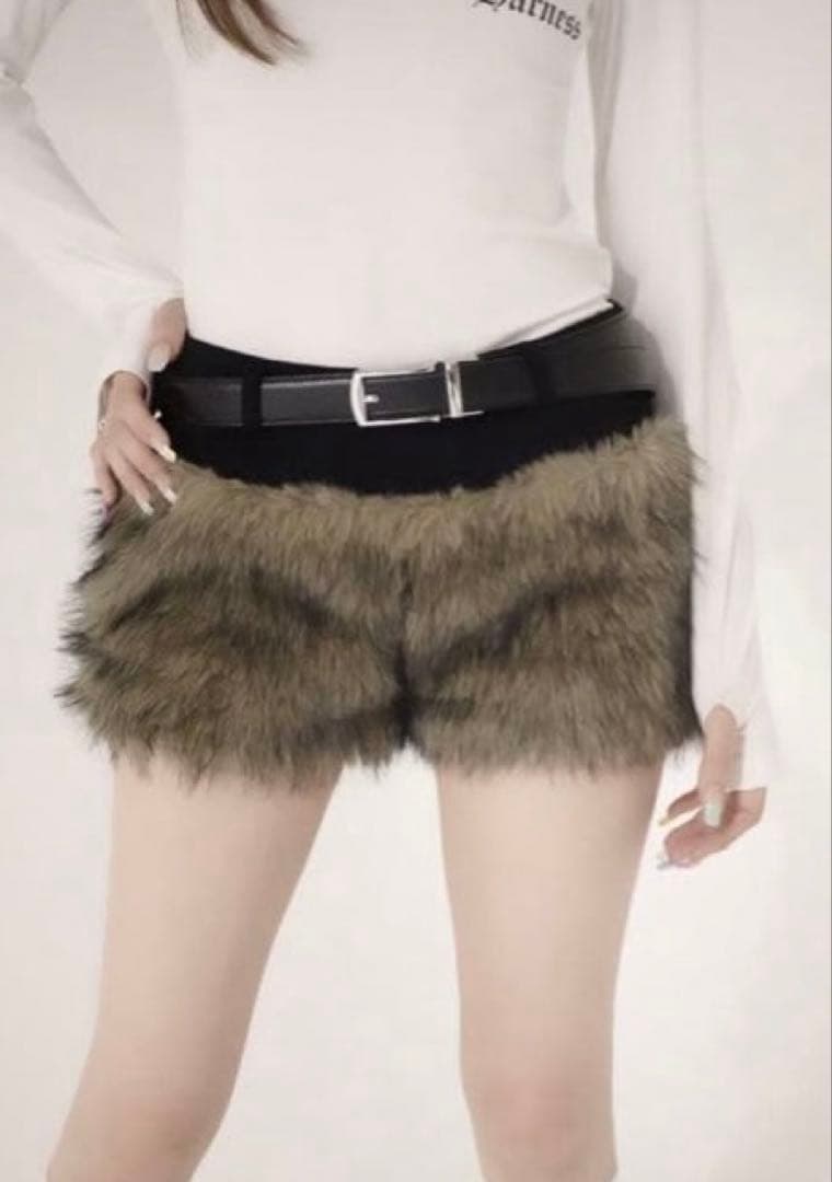 パンツ kiss the club cozy fur shorts