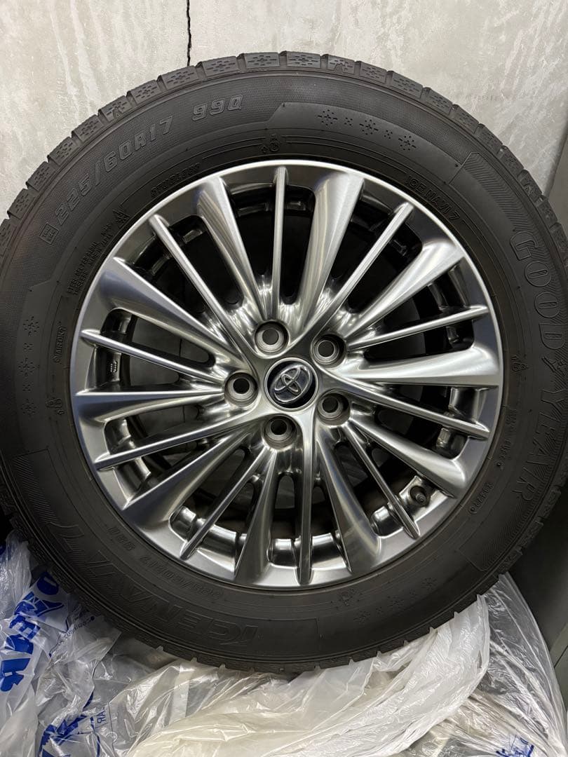 のの アルファード純正スタッドレスアルミ 17インチ