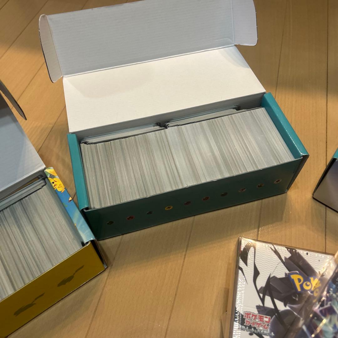 ポケモンカードセット ブラックボルト ホワイトフレアboxシュリンク付き！