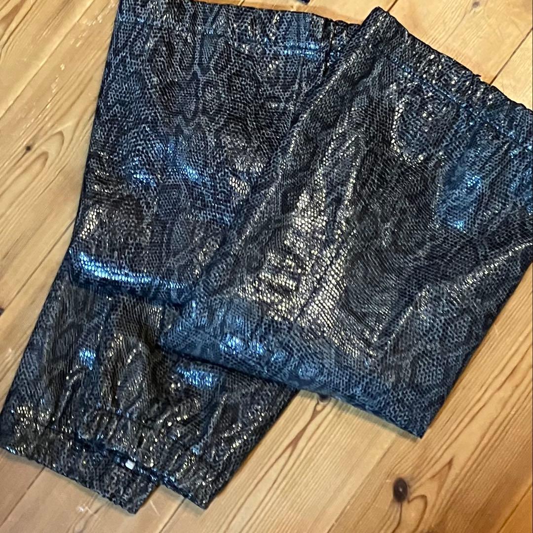 Lieve Van Gorp✨美品 99AW本革アートピースパイソンレッグカバー