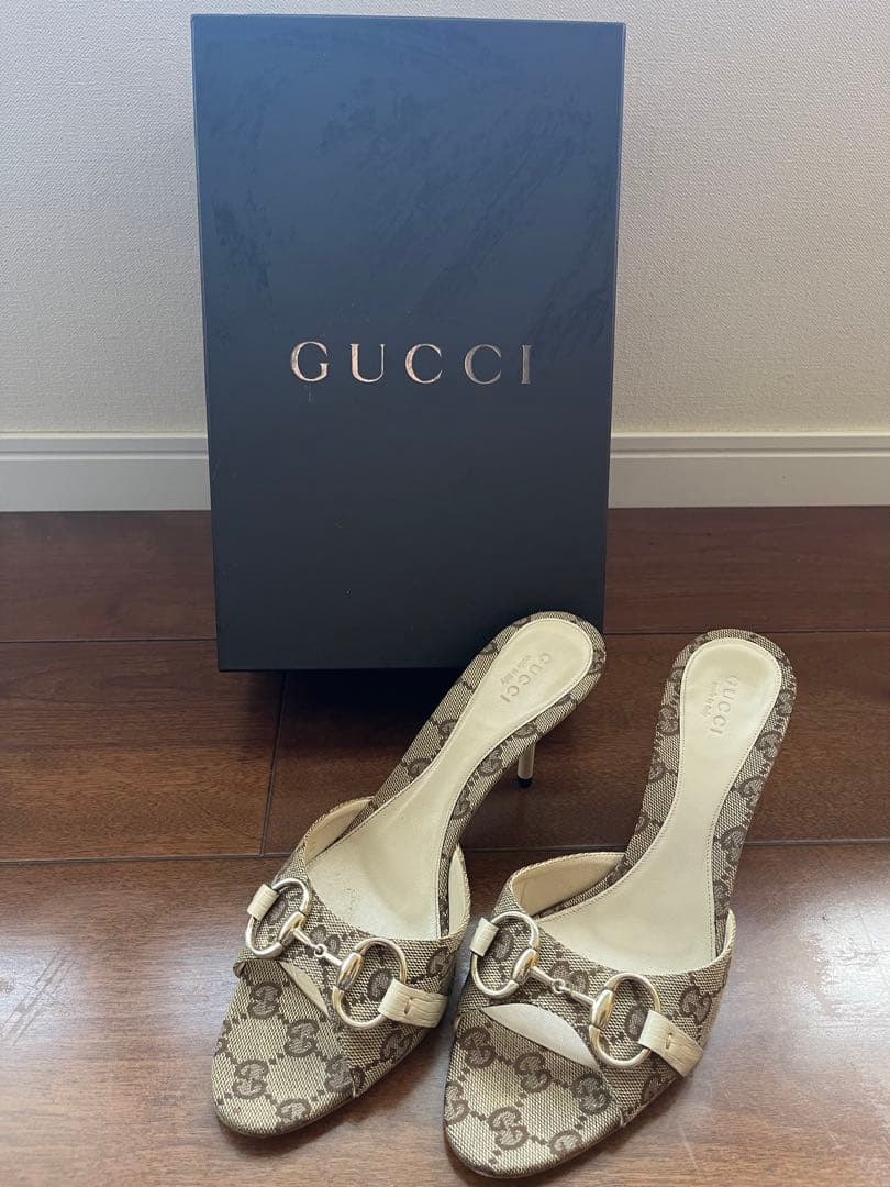 GUCCIサンダル23.5センチ
