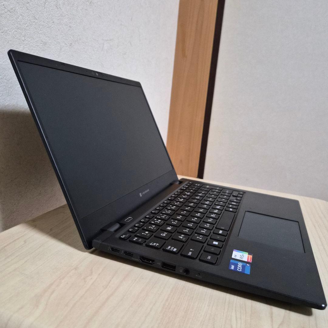 dynabook GZ/HV オニキスブルー Core i7/1TB