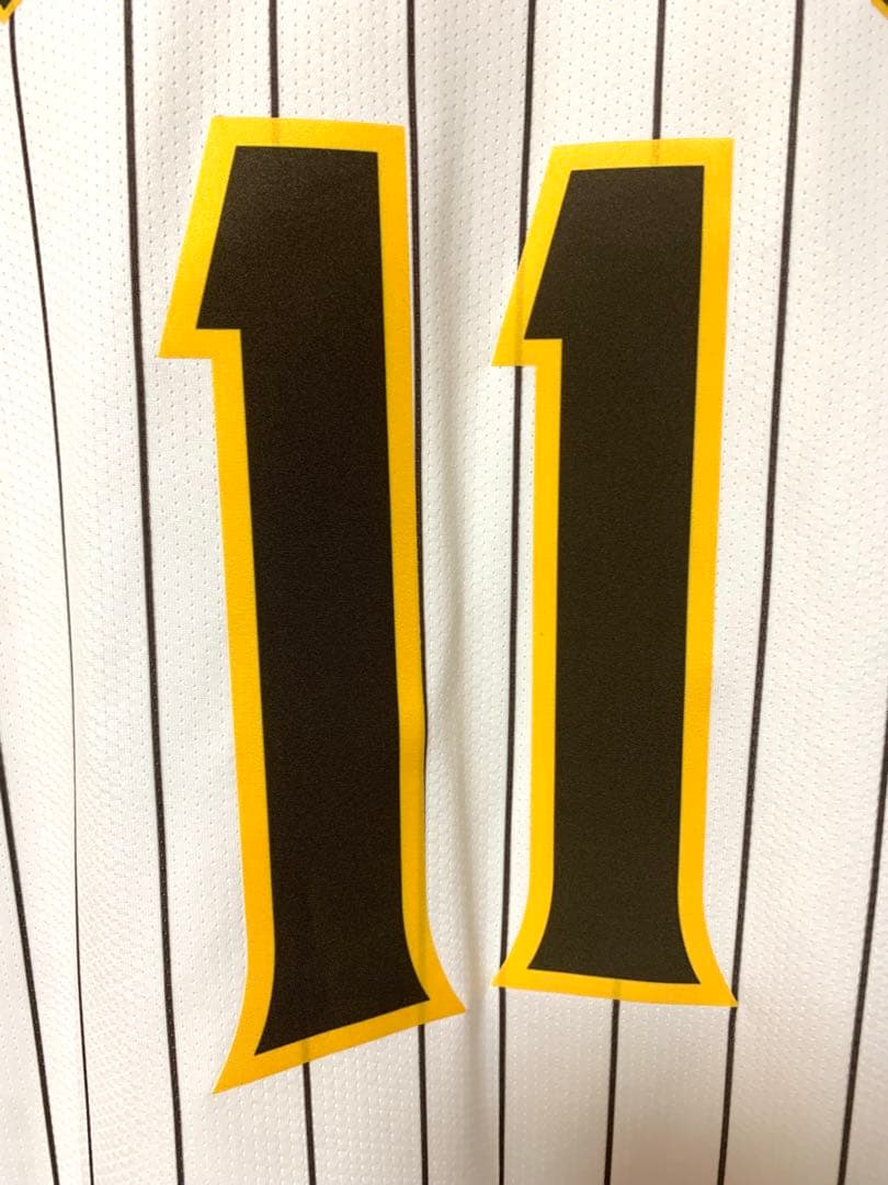 パドレス　ダルビッシュ有　ユニフォーム