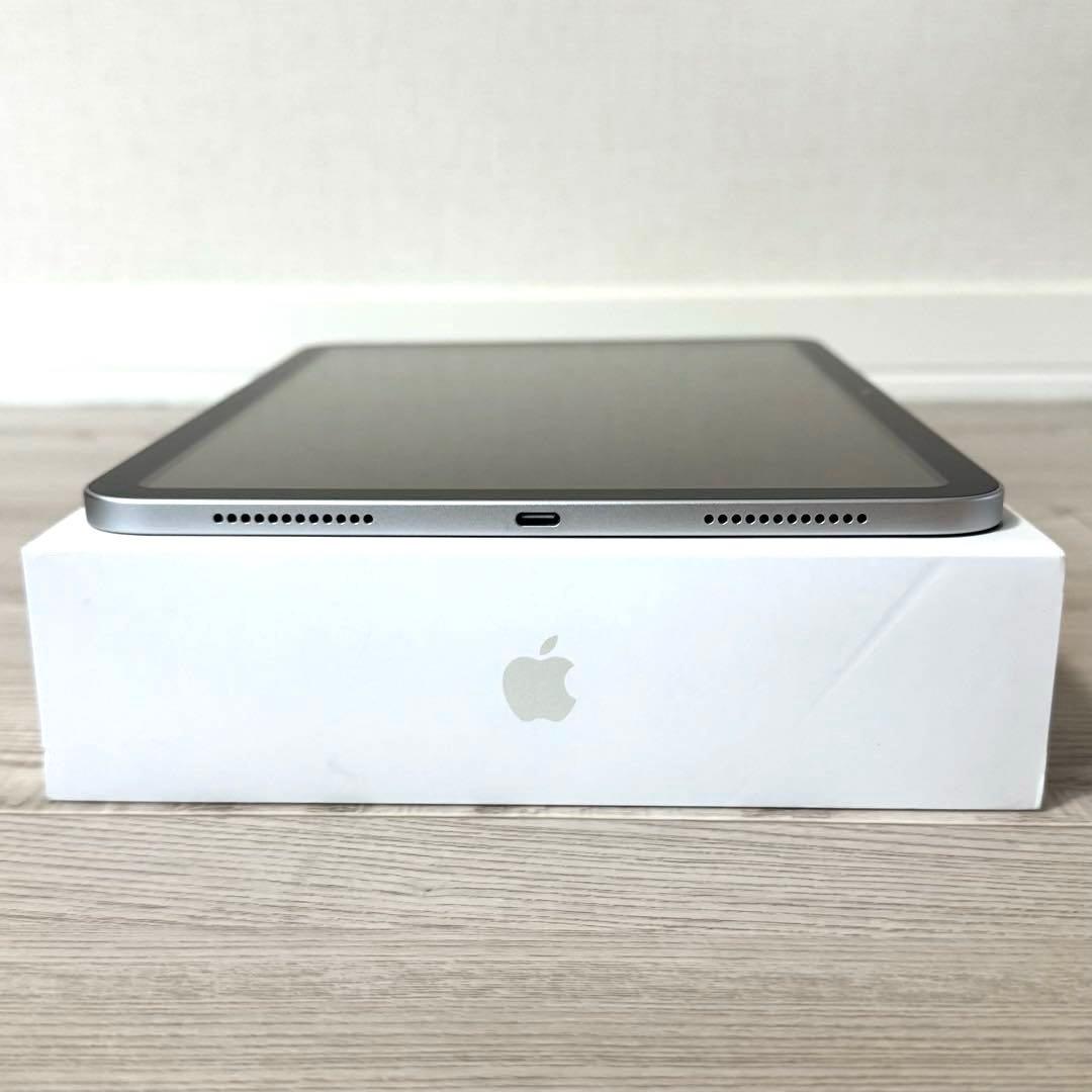 【美品】iPad 第10世代 シルバー 64GB Wi-Fiモデル