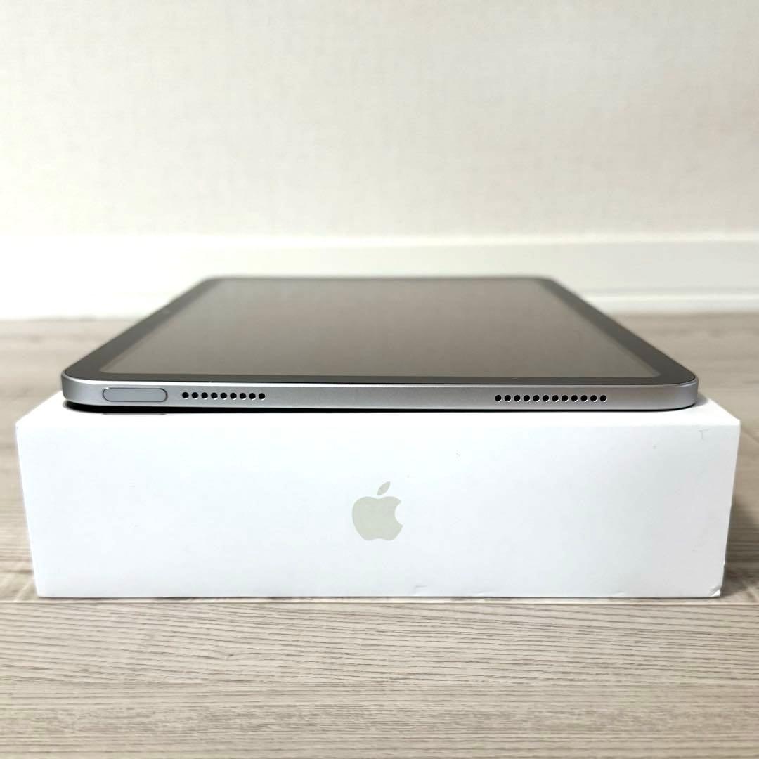【美品】iPad 第10世代 シルバー 64GB Wi-Fiモデル