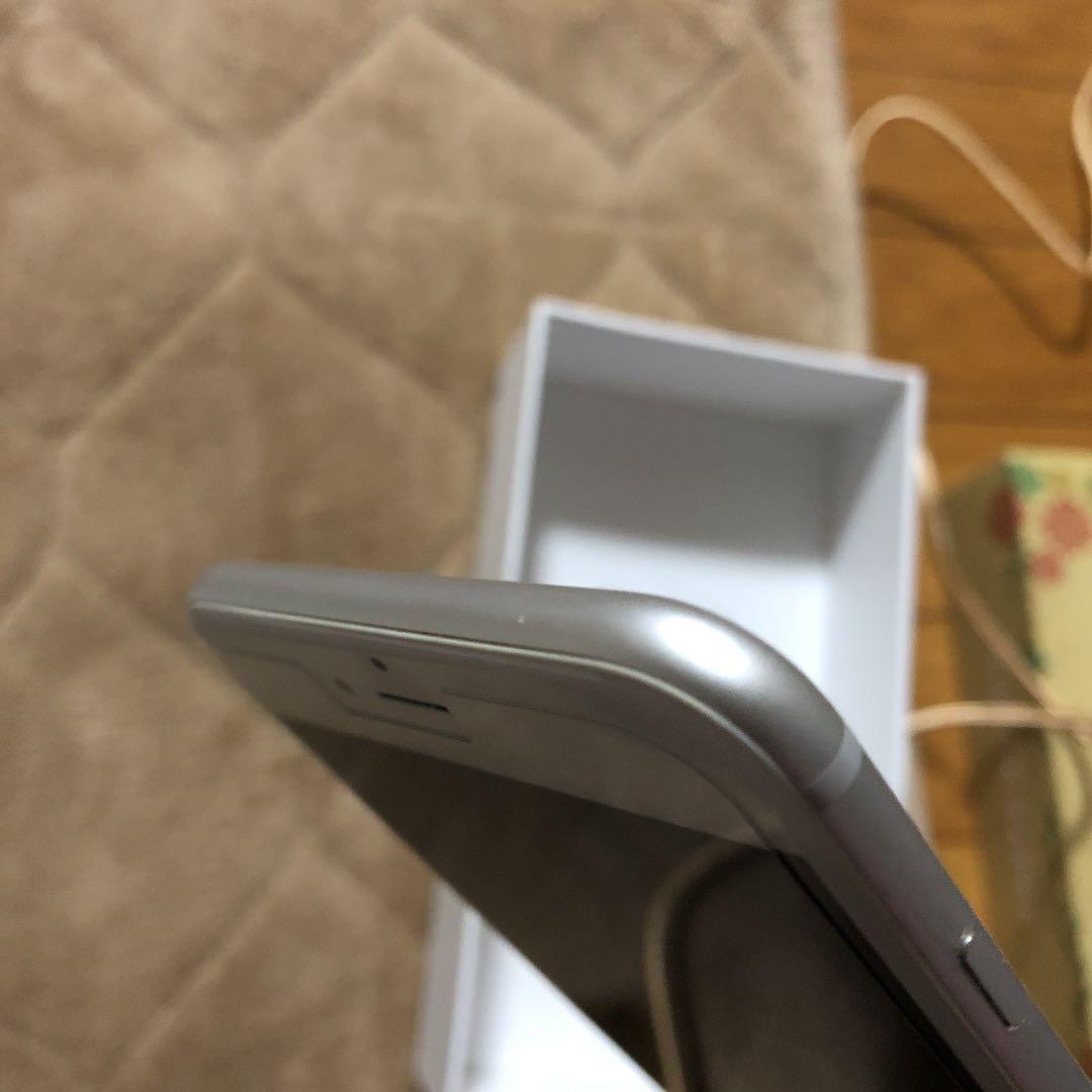 大幅値下げ　iPhone 6 Plus Silver 16 GB au