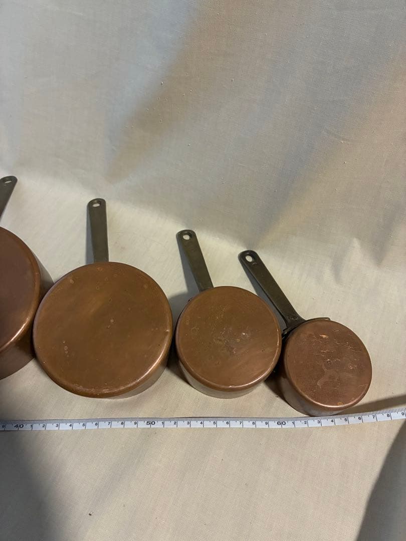 フランス アンティーク 壁掛け装飾に 軽い銅鍋6個セットコッパー 片手鍋 真鍮