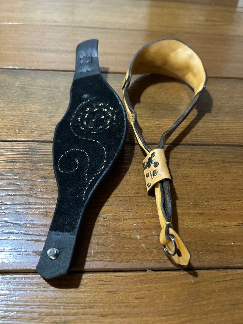 カメラレザーハンドストラップ2本　新品