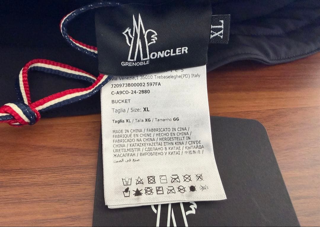 MONCLER GRENOBLE モンクレールグルノーブル　帽子 バケットハット