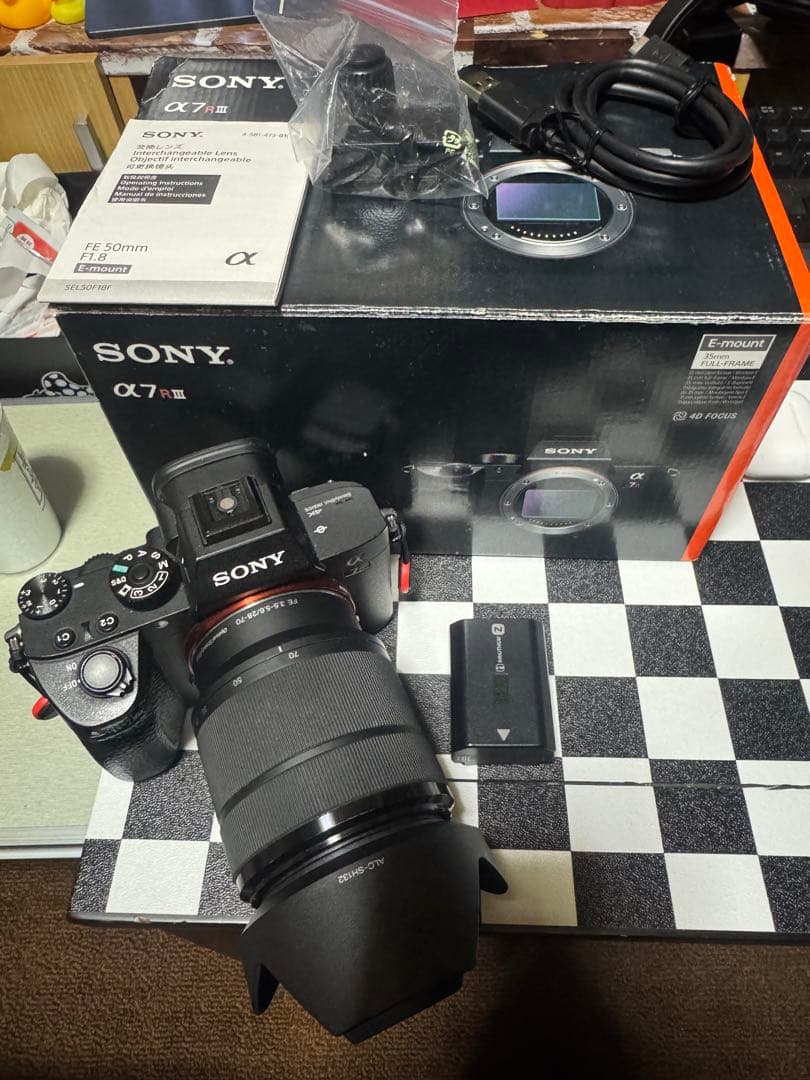 SONY α7rIII ミラーレスカメラ + FE28-70mm