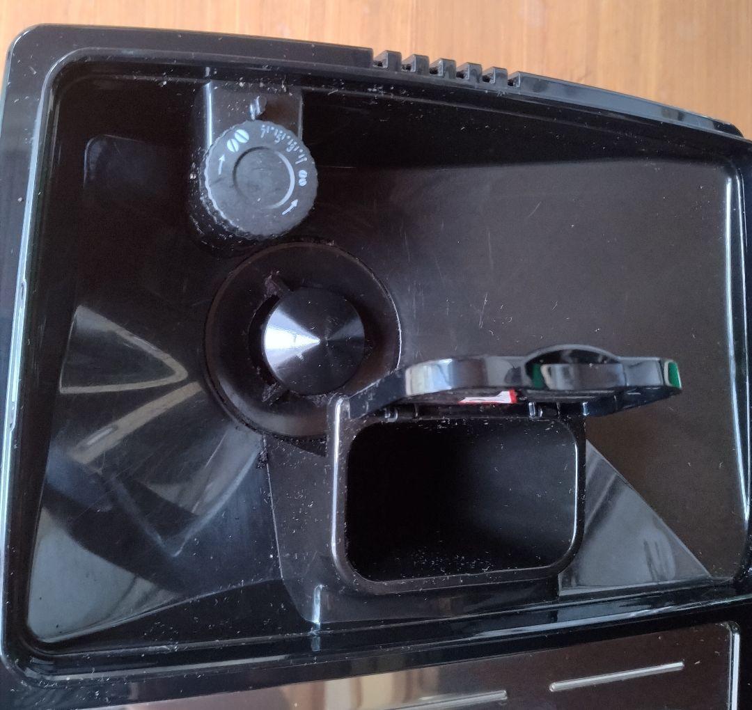 デロンギ　マグニフィカSコンパクト全自動エスプレッソマシン　ECAM23120