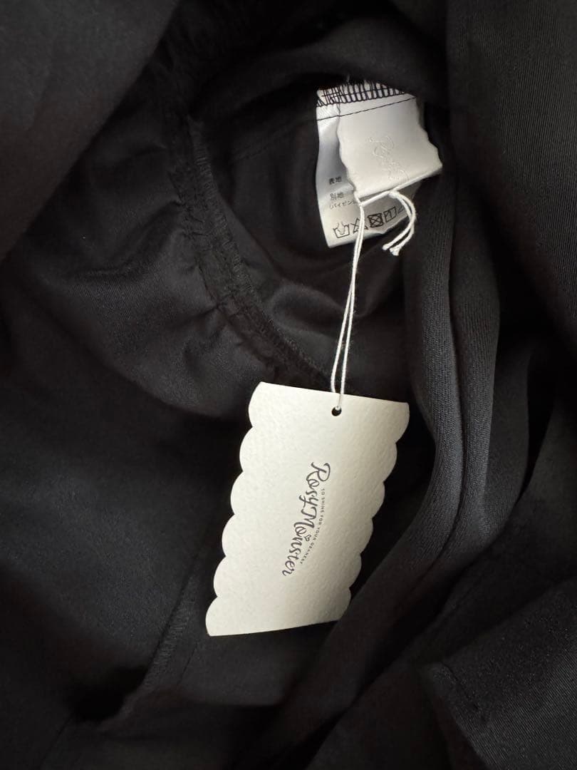 新品未使用タグ付き　rosymonster ルアナショートパンツ　ブラック