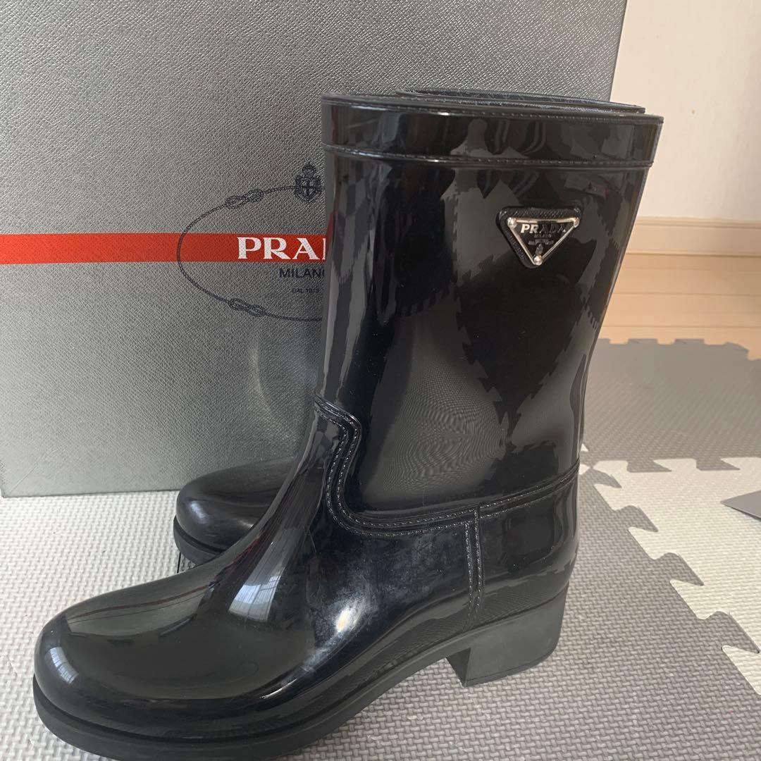 プラダ　黒　レインブーツ　サイズ38