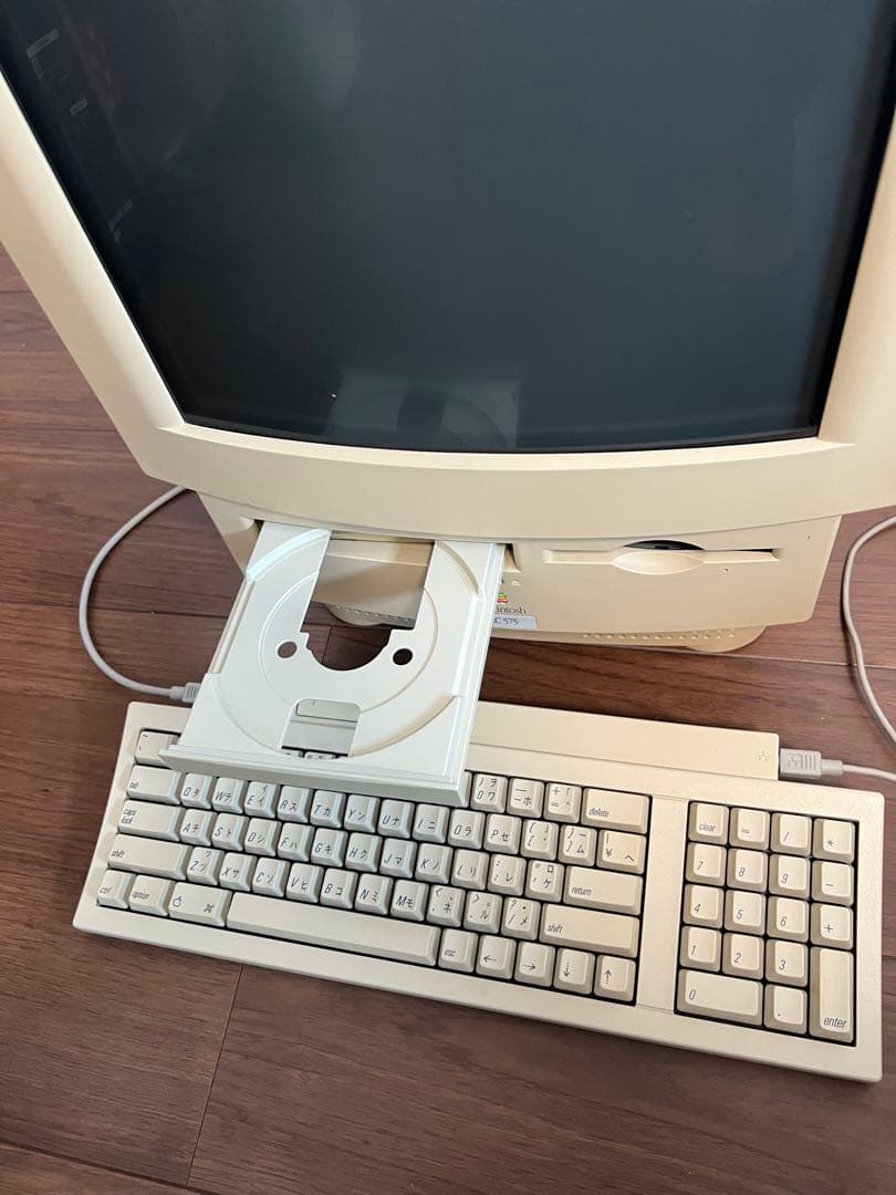 Macintosh LC575 本体