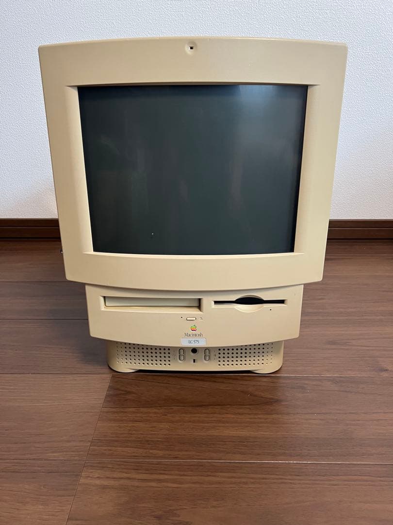 Macintosh LC575 本体