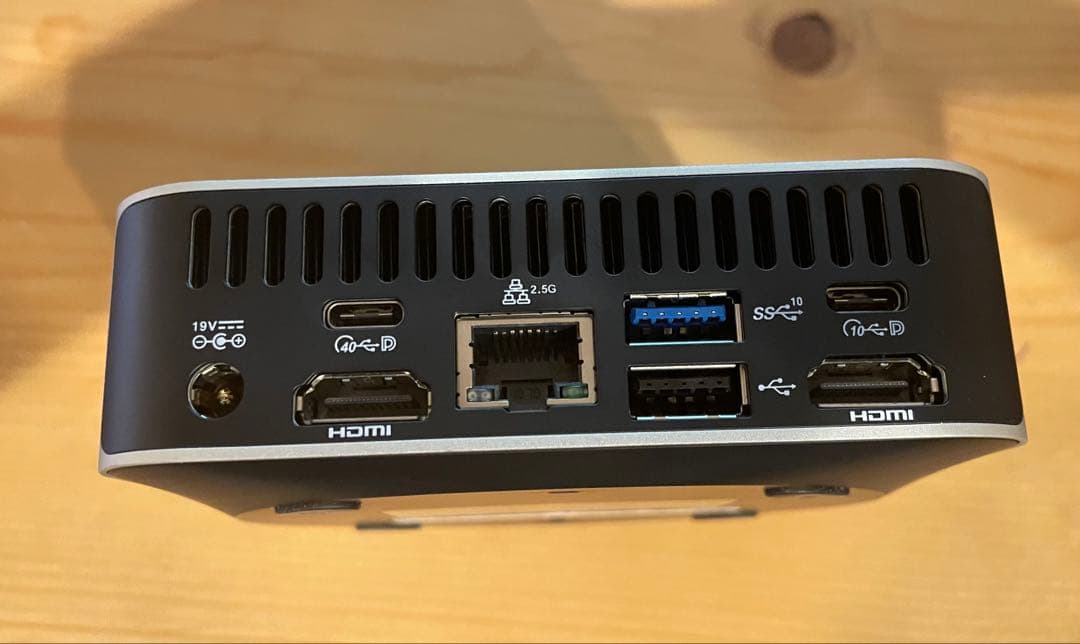 GEEKOM ミニPC シルバー