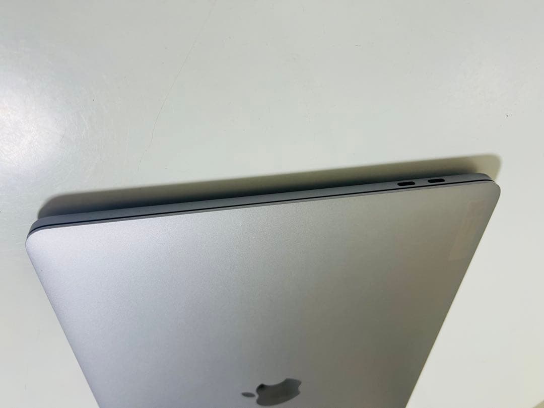 MacBook本体 Macbook Pro 2020 Core i7/16GB/1TB
