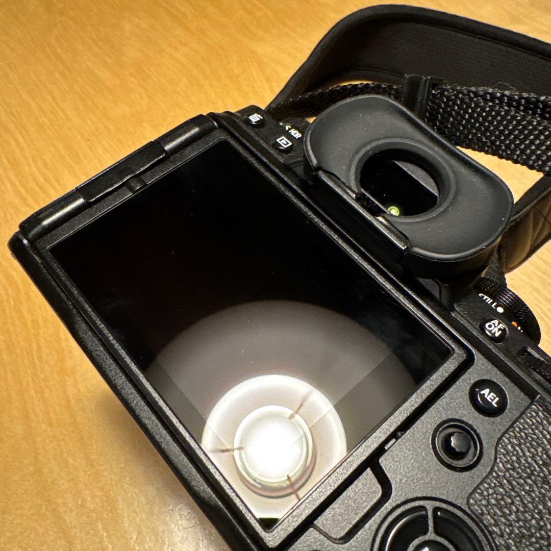 富士フィルムFUJIFILM　X-T4ボディ+35mmf1.4レンズ