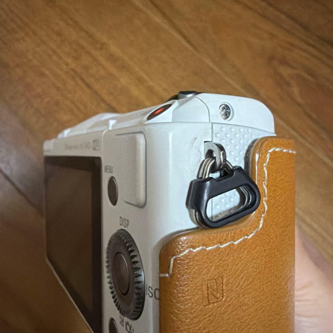 SONY α5000 ミラーレス一眼カメラ ホワイト