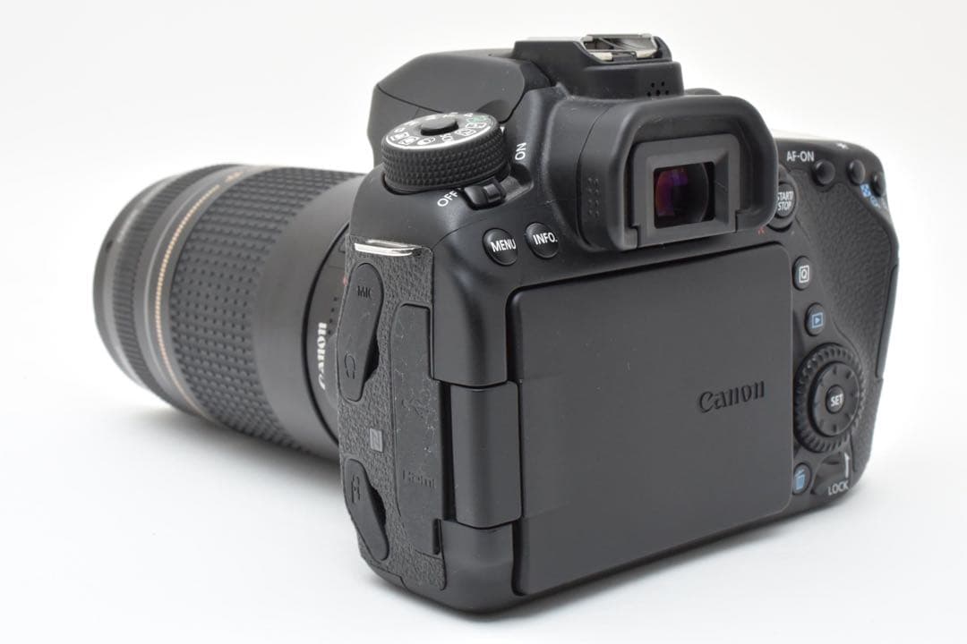 デジタル一眼レフカメラCanon EOS 80D望遠レンズセット