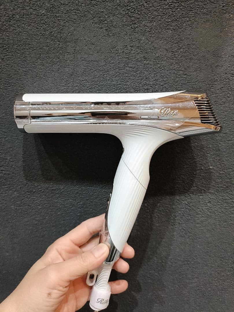 【即日発送】リファ ドライヤー Ｓ＋ 箱付き 美品