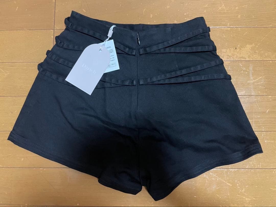 ダーリッチ ダブルクロスベルトショートパンツ M / BLK