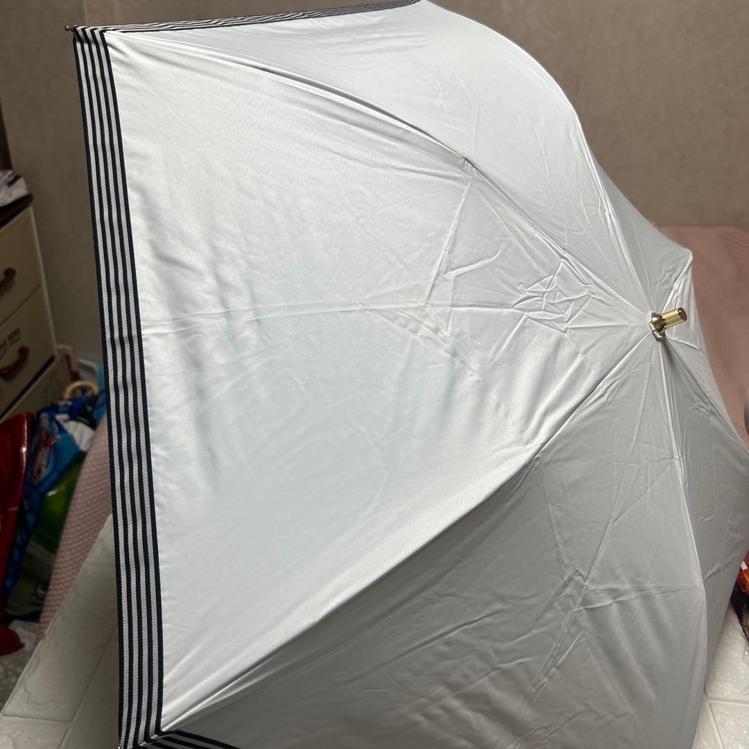 新品ビューランス　晴雨兼用一級遮光　日傘　サマーシールド　コンパクト傘軽量