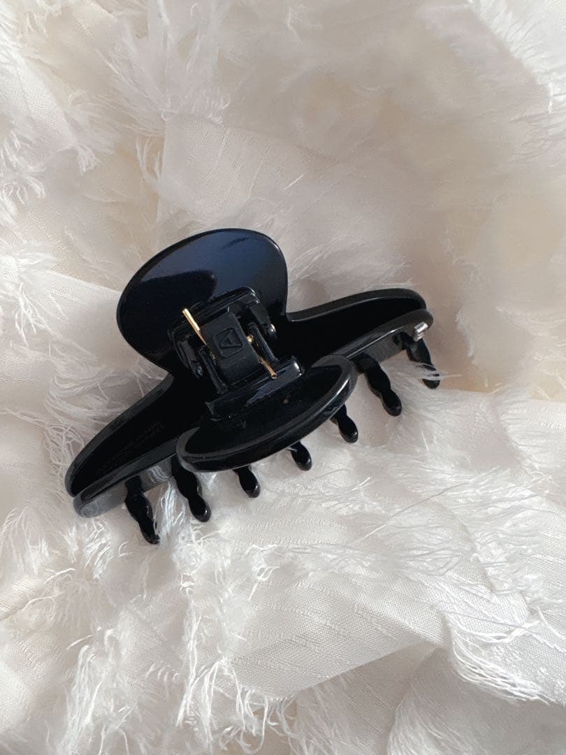 新品未使用ALEXANDRE DE PARIS ブラック ヘアクリップ☆シンプル