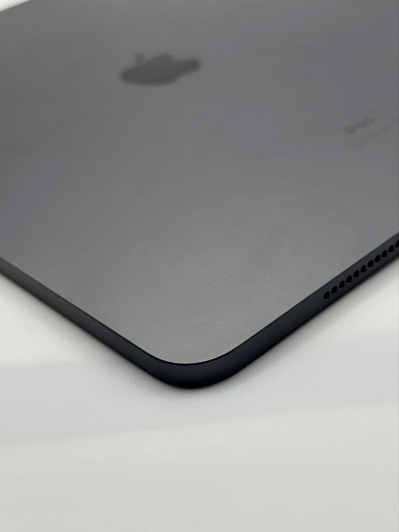 Apple iPad Pro 12.9インチ 5世代