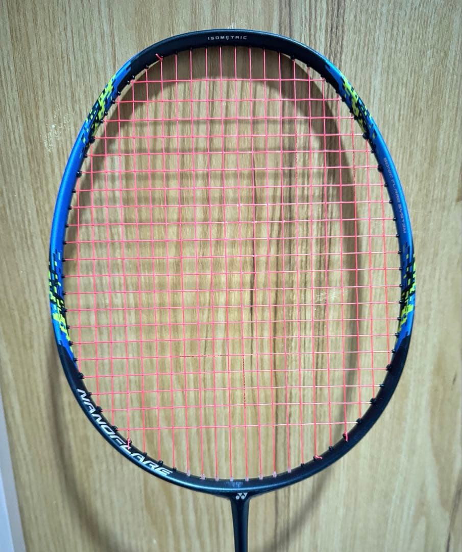 ヨネックスナノフレア700 廃盤　4u G5