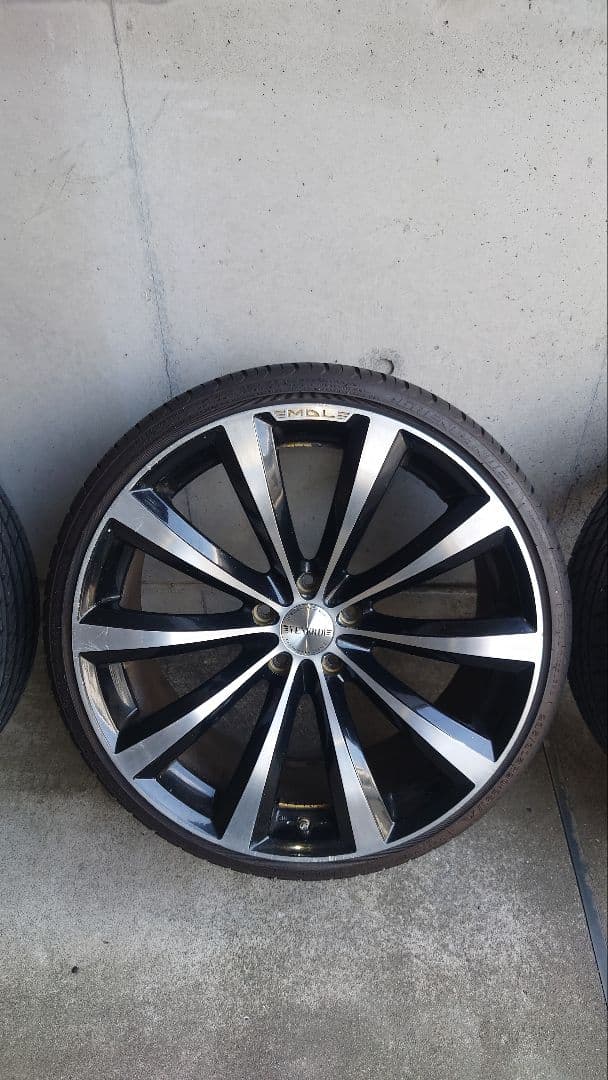 コズミックベネルディ20インチ 114.3mm5H 値下げ。送料込みは五万円。