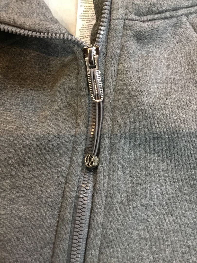 LULULEMON SCUBA 灰色　サイズM/L