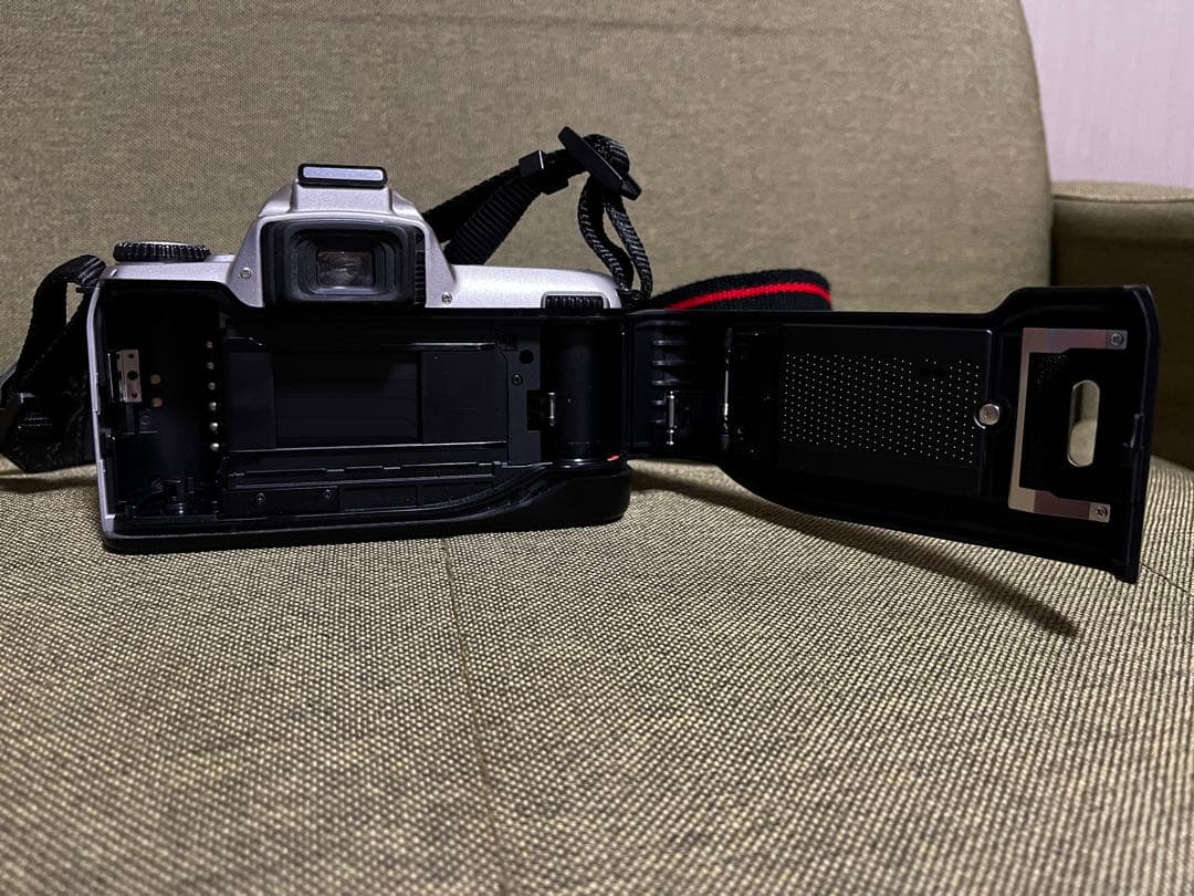 Nikon F65 フィルム一眼レフカメラ