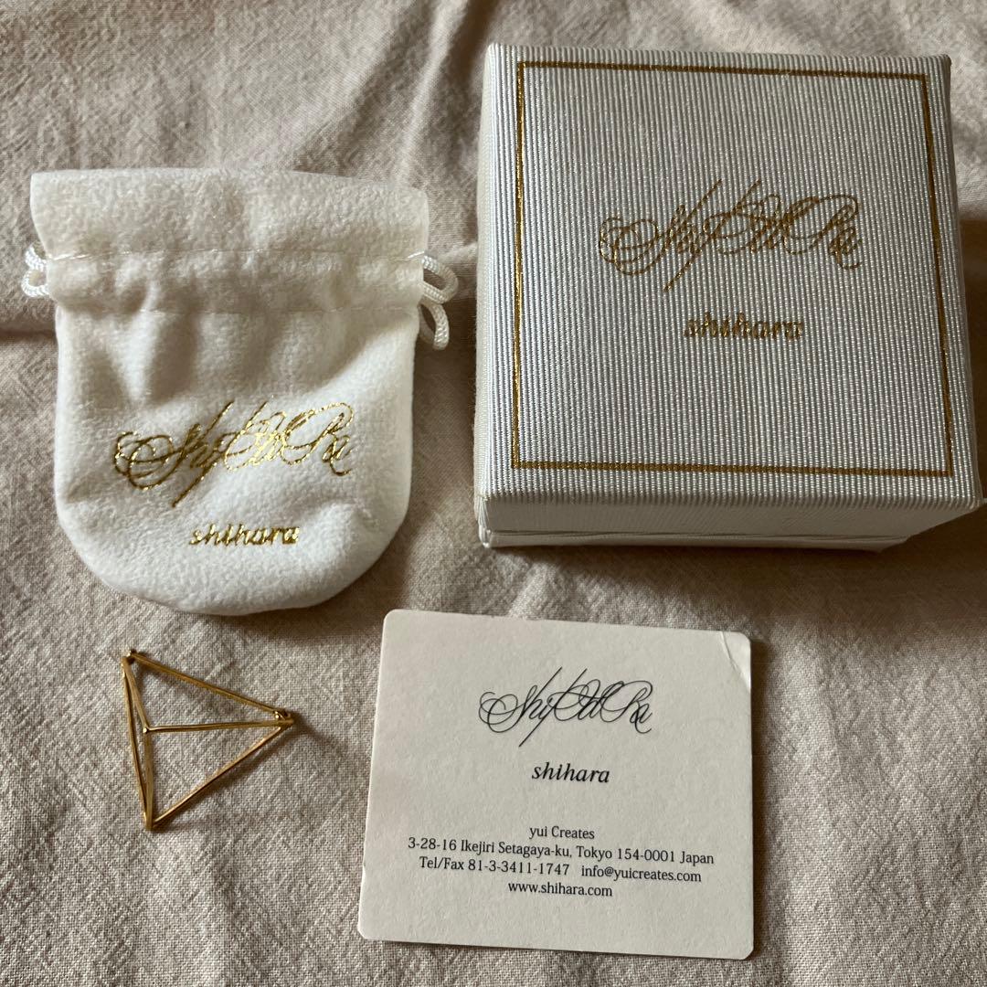 shihara 三角形ピアス 金メッキ