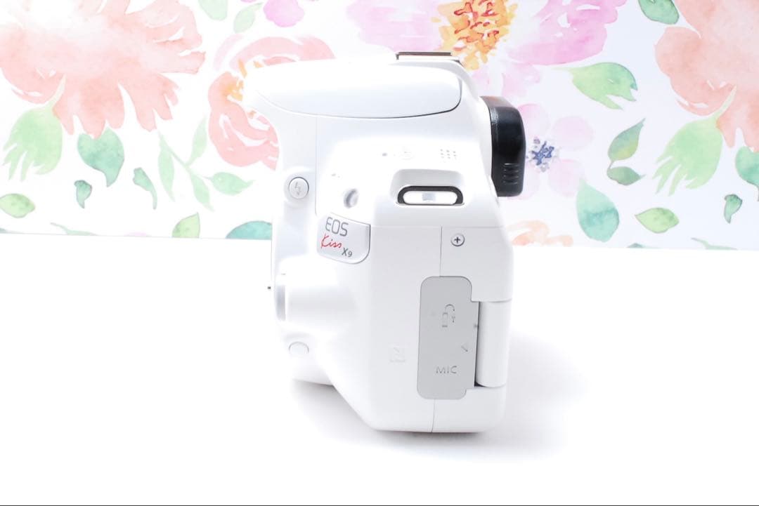 ✨Canon kiss X9✨美品 希少ホワイト スマホに転送 デジタル一眼レフ