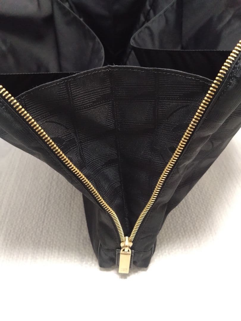 【お値下げ】CHANEL シャネル ニュートラベルライン ビジネスバッグ保存袋付