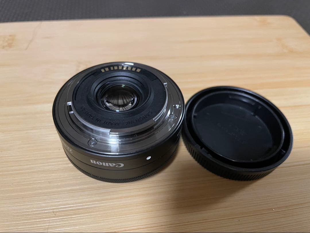 Canon EOS M10 デジタルミラーレス一眼レフカメラ＆単焦点広角レンズ