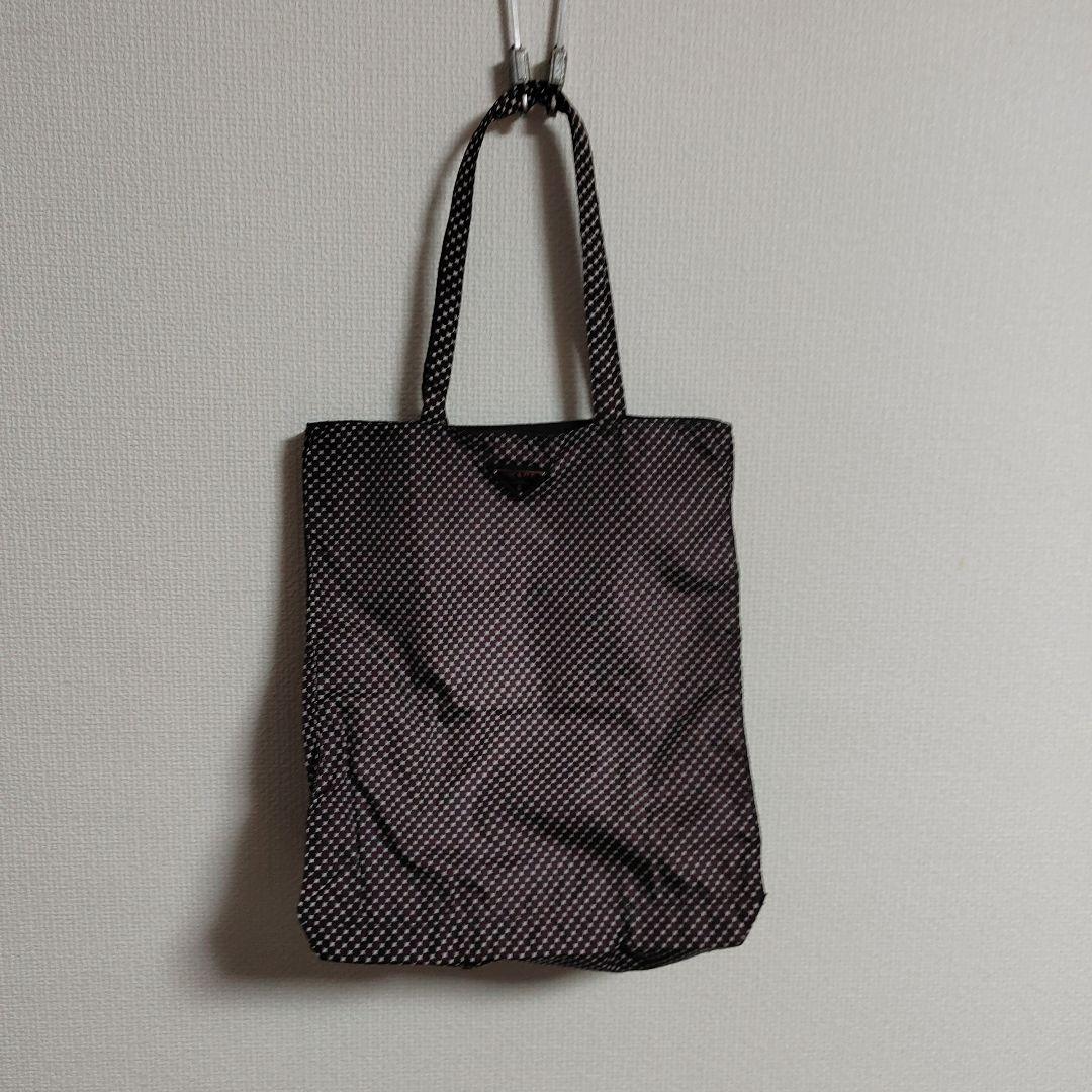 プラダ　バッグ