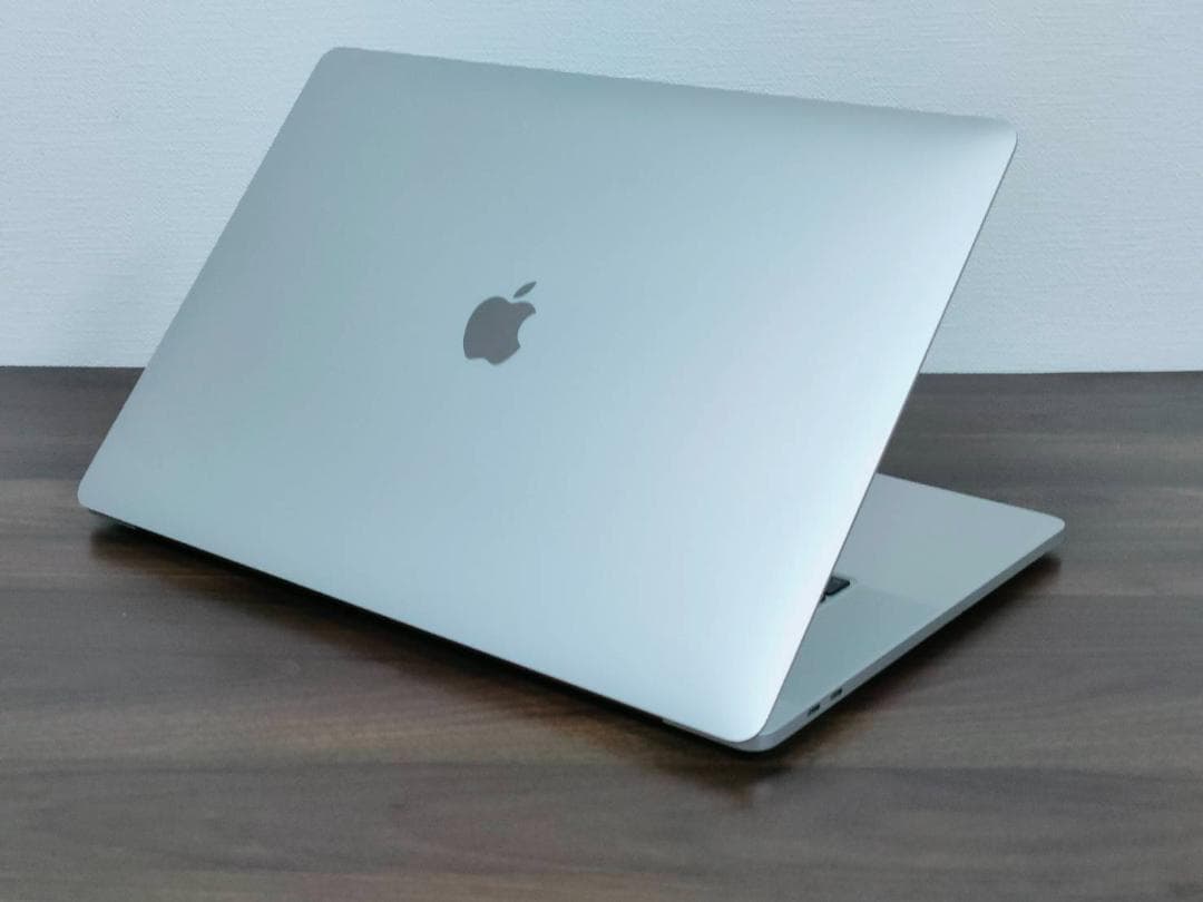 充電153 MacBook Pro 2019 16型i7 512G USキ E2