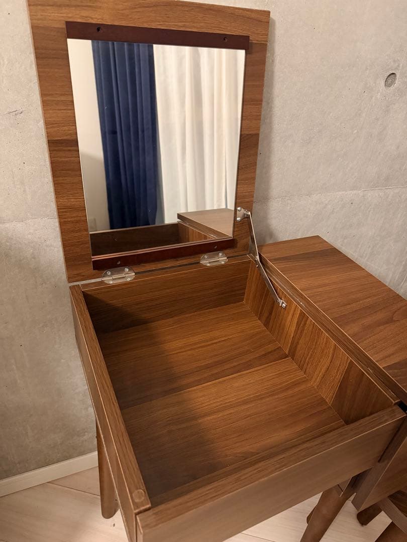 モダン木製ドレッサー（鏡付き）＋スツール セット