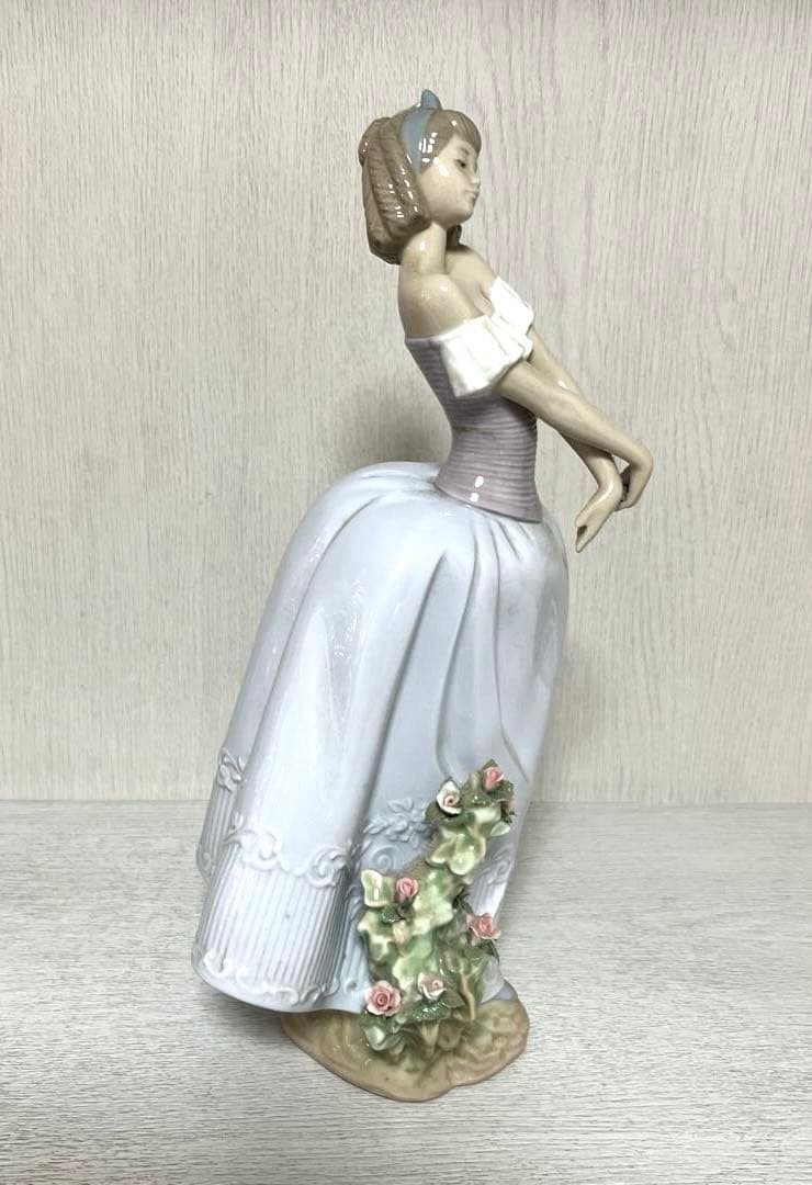 Lladro リヤドロ/初恋／フィギュリン/6712/