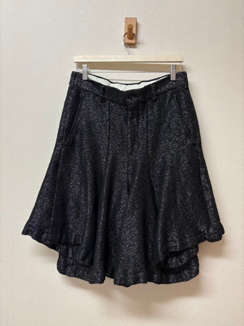 COMME des GARÇONSHOMME PLUS23aw４本足ショーツ